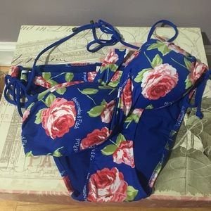New Abercrombie And Fitch bikini set size Large